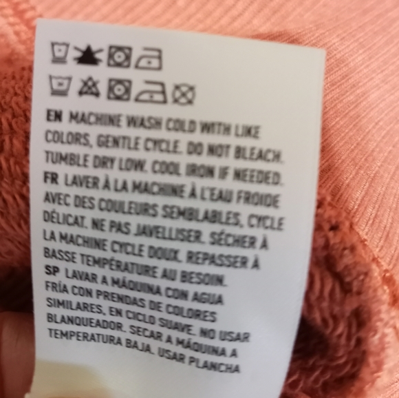 American eagle cropped sweatshirt. Size xxs. COLOR is terracotta. EUC - Picture 8 of 8